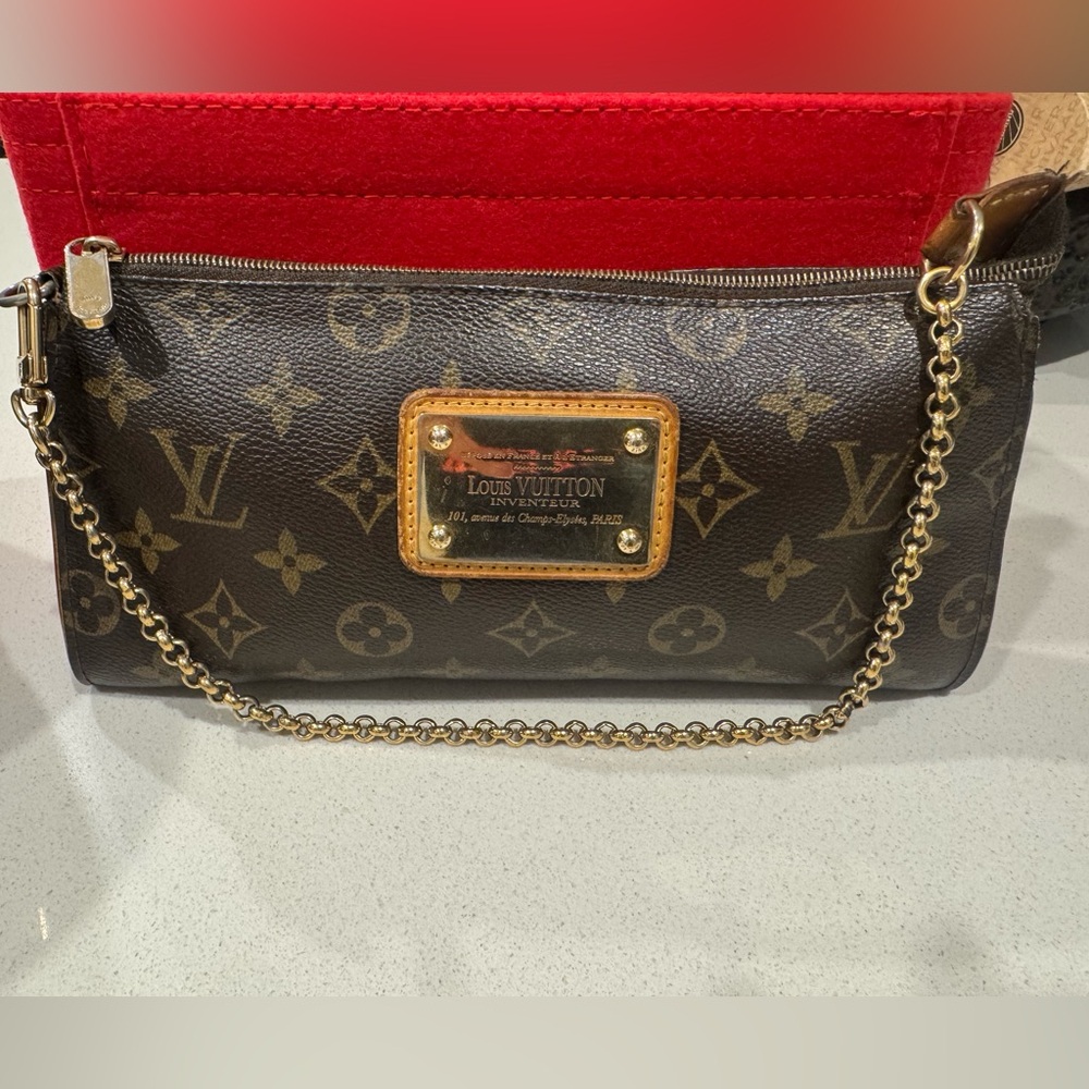 Louis Vuitton Sophie Clutch Monogram Shoulder Bag